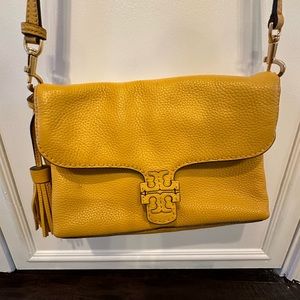 Beautiful yellow Tory Burch cross body bag